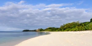 Read more about the article Basking in the Beauty of Fiji’s Pristine Beaches: A Tropical Paradise Unveiled