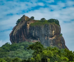 Read more about the article Climbing to the Sky: Unravelling the Mysteries of Sigiriya Rock Fortress